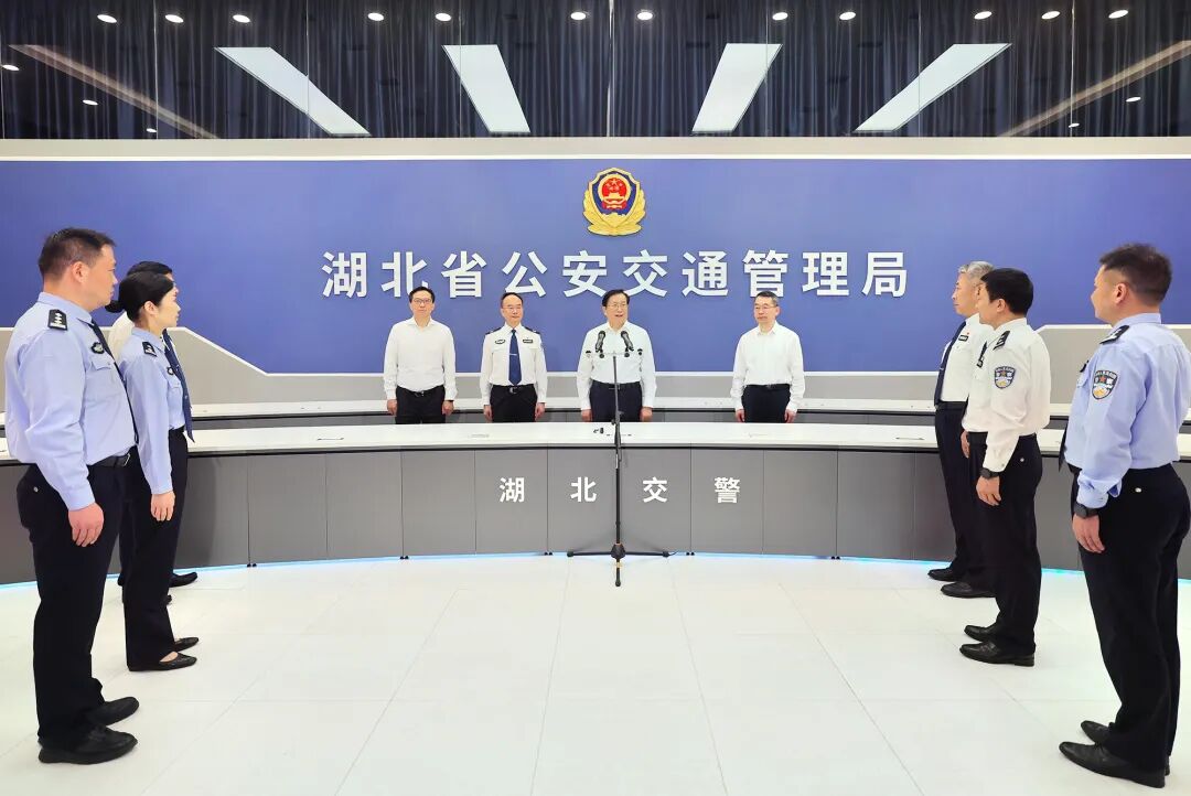 640?wx_fmt=jpeg&from=appmsg&wxfrom=13&tp=wxpic#imgIndex=1